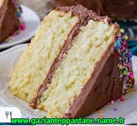 Gaziantep Çikolatalı Drajeli yaş pasta